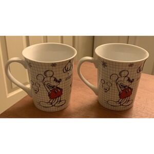 Disney Sketchbook Mickey Mouse Christmas Coffee Hot Coco‎ Mugs 12 oz Set of 2